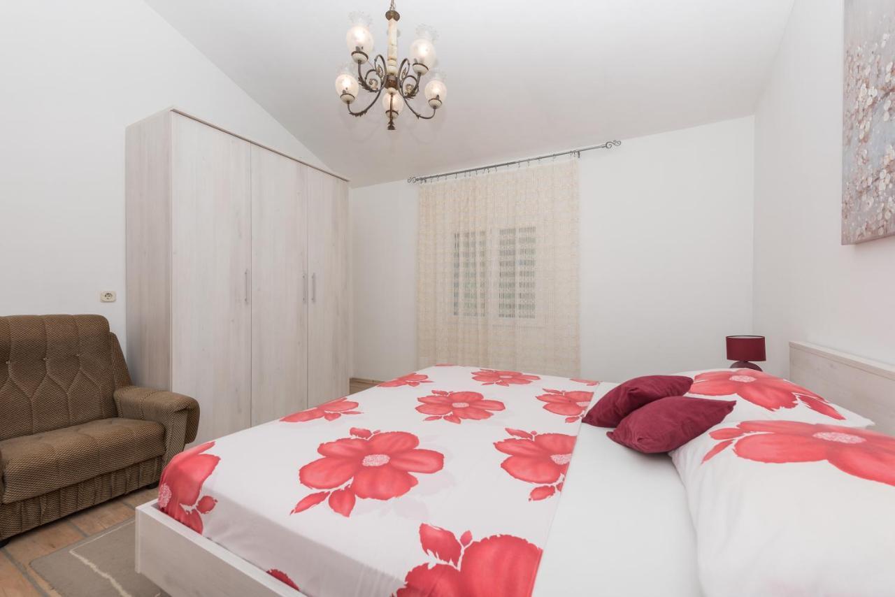 Holiday Home Frane Slivno  Экстерьер фото